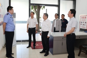 江涌赴多所高校开展专题调研
