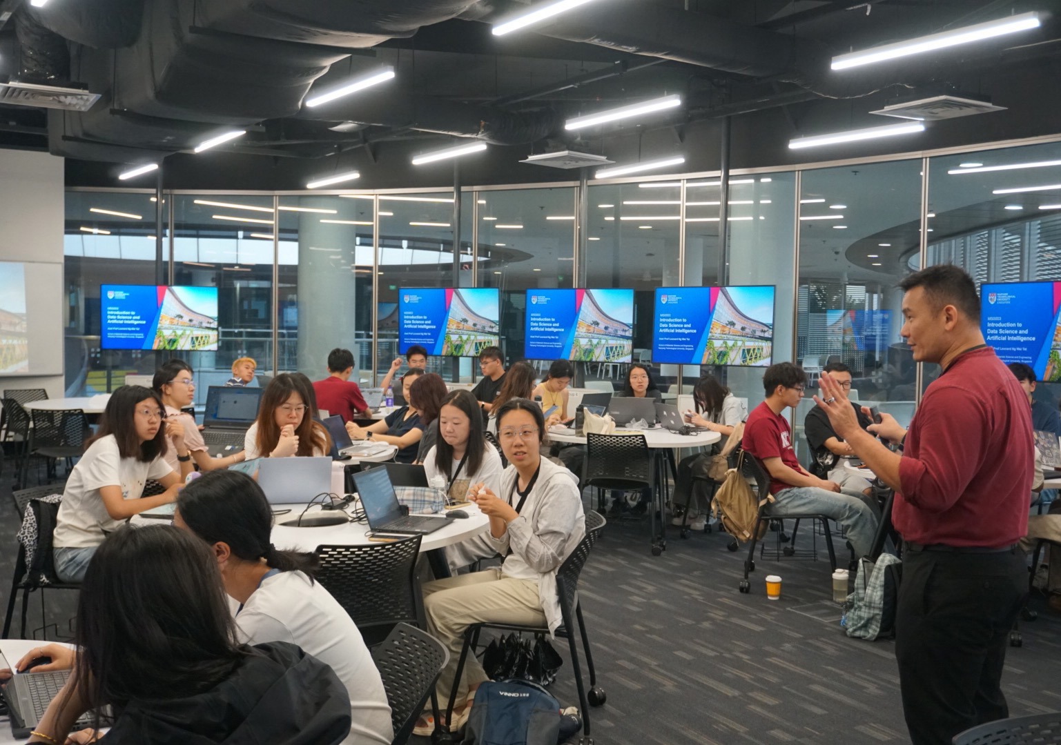 鲲鹏计划—江苏优秀大学生暑期境外学习奖学金项目
